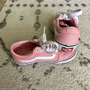 Toddler Van Shoes. Size 11 TODDLER.